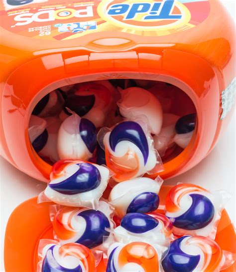 To use tide pods, determine your load size and then choose the number of pods you'll need for that amount of laundry. People are eating laundry detergent pods for the Tide Pod ...
