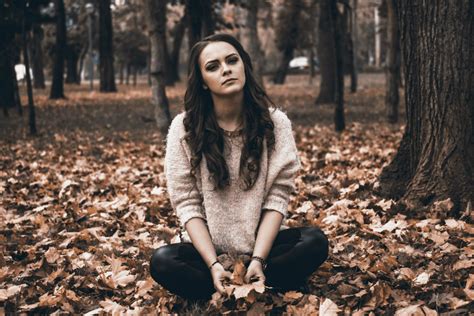 7 Reasons Why Being Alone Is Actually Good For You