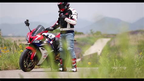 There was a time when middleweight sportbikes lived and died by the checkered flag. HONDA CBR600rr 힐링타임(창원대산) - YouTube