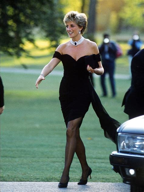 Princess Diana 20 Years Later Her Fashion Still Transmits Messages
