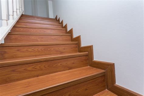 Installing Laminate Flooring Around Stairs Clsa Flooring Guide