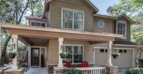 12 Exterior Paint Colors To Help Sell Your House Exterior Paint