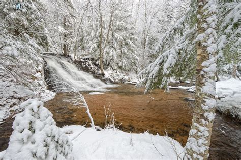 Fluffy Fresh Snow At Morgan Falls Marquette Mi Michigan Waterfalls Fall In Michigan