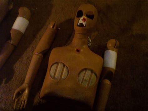 27 Of The Strangest Most Disturbing Things Ever Found On Craigslist
