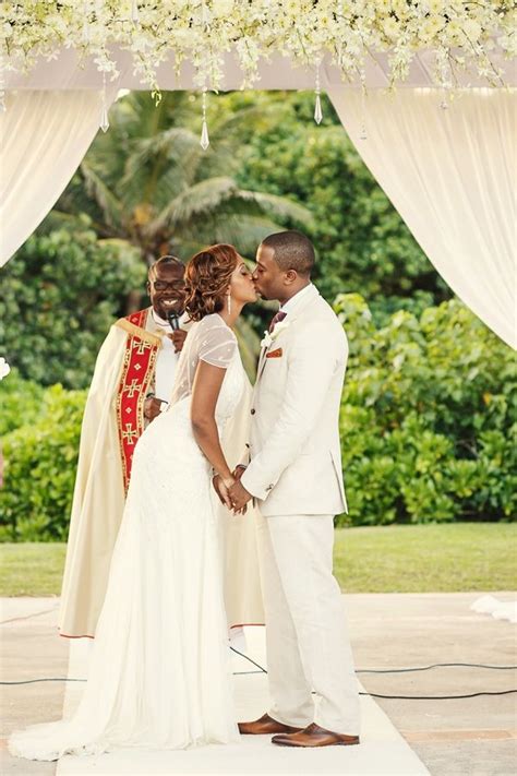 A Chic Caribbean Destination Wedding In Jamaica Munaluchi Bride