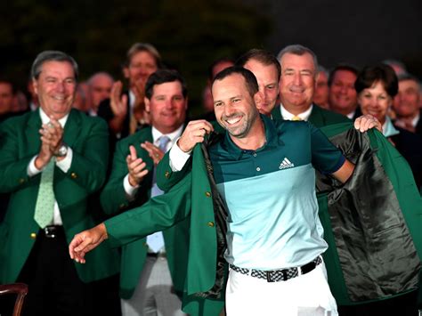 Green Jacket Size How Do They Get It Right For The Masters Winner