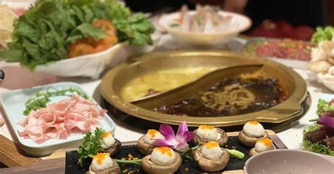 Dia tak ada sijil halal sis tapi dia ada sjil halal untk produk yg dia guna. Sunway velocity steamboat halal. Shuguo Yinxiang ...