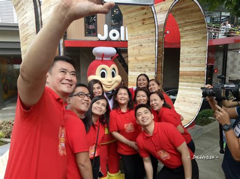 Jollibee 1000th Store Opens At Bgc With Anne Curtis Daddy O