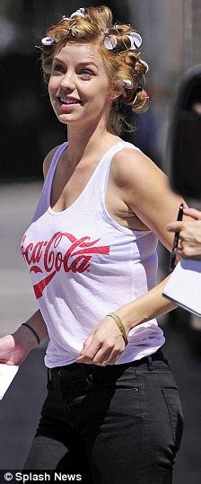 The more pictures you see of women with armpit hair, the. Christina Ricci's air stewardess rival Kelli Garner is ...