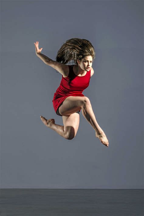 Amelia Leaps Into Modern Dance Future Daily Examiner