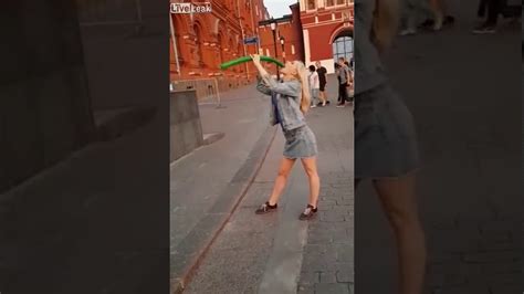 Liveleak Girl Does Neat Trick With Long Balloon Youtube