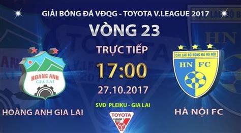 Văn quyết sở hữu cơ hội tốt nhất khi dứt điểm ở tư thế thuận lợi nhưng cầu thủ này lại đưa bóng đi lên trời. Trực tiếp HAGL vs Hà Nội 17h00 ngày 27/10 V-League 2017 | Hà nội và Bóng đá