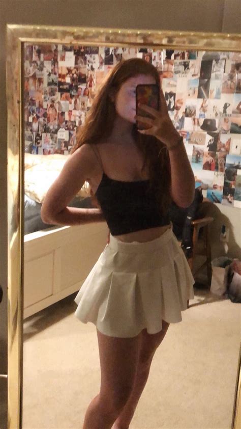 Im Having A Good Day Heres Me In A Skirt R Teenagers