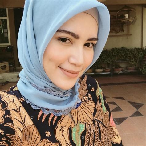 Biodata Elyana Penyanyi Yang Pernah Popular Dengan Lagu Kalis Rindu