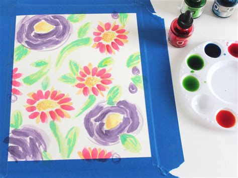 You can even do it at home with the kids. Make Your Own Watercolor Note Cards | HGTV