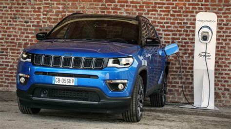 Plug In Hybrid Jeep Compass Unveiled With 50 Km Electric Only Range