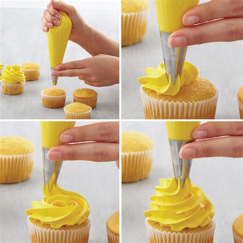 I recently purchased the wilton cake pan that makes a cake that looks like a large cupcake. Wilton 1M Open Star Piping Tip