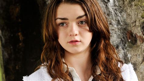 Maisie Williams Hell Yeah Id Love To Play Ellie In The Last Of Us