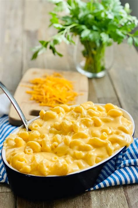 Super Cheesy And Easy Mac And Cheese Amycaseycooks