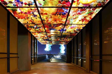 Best things to do in us cities. Where to See the Out-of-This-World Glass Art of Dale ...