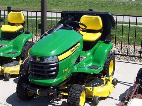 2010 John Deere X360 Lawn Tractor With 48 Cut Front Bumper And 2 Bag