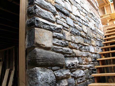 3 Stunning Displays Of Interior Stone Wall Design