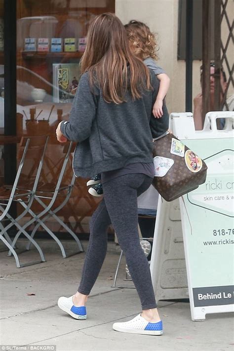 Jessica Biel Shows Off Her Sculpted Gams In Black Leggings Daily Mail