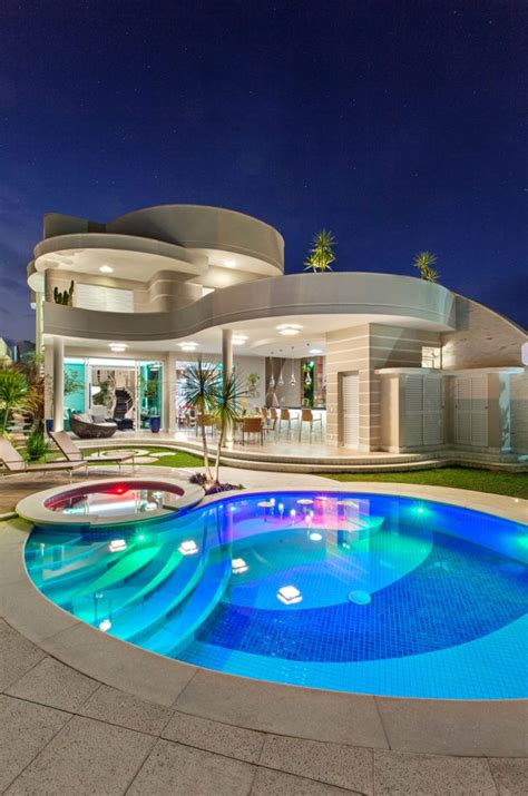 Contemporary Luxury Home Curved Facade Brazil4 Idesignarch