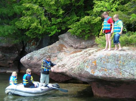 Apostle Islands Sea Caves And Boat Tours Dreamcatcher Sailing