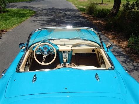 One Of Chevy Corvette C1 Restomod Looks Like A 165000 Bargain Carbuzz