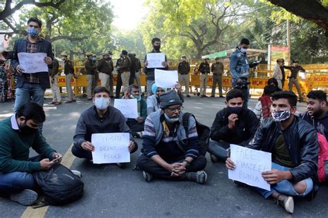 Indian Police Arrest Investigate Journalists Covering Farmers Protests Ifex