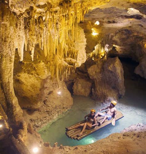 Underground Rafts Xplor Parque Xplor Cancún México Riviera Maya