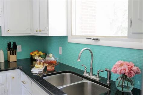 The average cost to install backsplash is $40 to $60 per hour. 8 DIY Tile Kitchen Backsplashes That Are Worth Installing - Shelterness