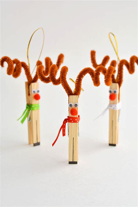 Clothespin Reindeer Christmas Ornaments Easy Rudolph Craft Diy