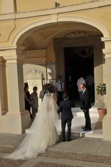 Who is giorgio chiellini wife? Giorgio Chiellini sposa Carolina Bonistalli: le foto più ...