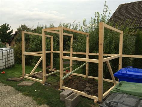 Deshalb belassen wir es an dieser stelle bei der nennung der einzelnen schritte: Der Aufbau des selbst gebauten Kaminholzunterstand | Holz