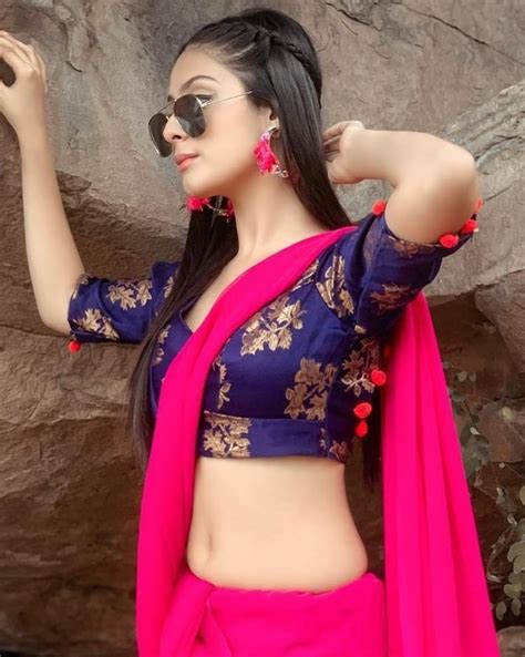 Sareethetrendsetter On Instagram “super Gorgeous And Stunning Diva Ishamalviya Follow This