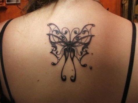 Small butterfly on upper back arm tattoo. Amazing Henna Tattoo Designs For Women - Inofashionstyle.com
