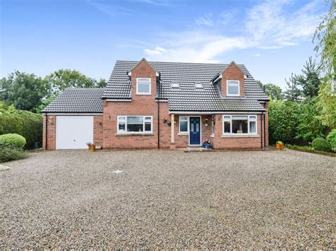 4 bed detached house for sale in northallerton road leeming bar northallerton north yorkshire