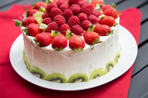 Cake Decoration With Fruits