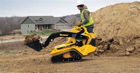 Ctx50 Compact Track Loader For Rental And Landscape Contractors