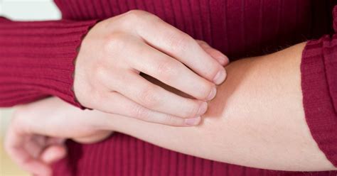 Itching Without A Rash 8 Possible Causes And Treatments