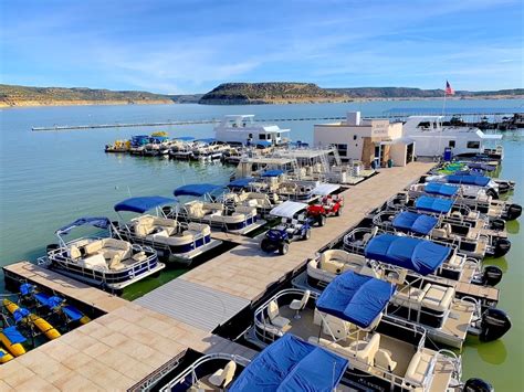 Navajo Lake Marina And Resort