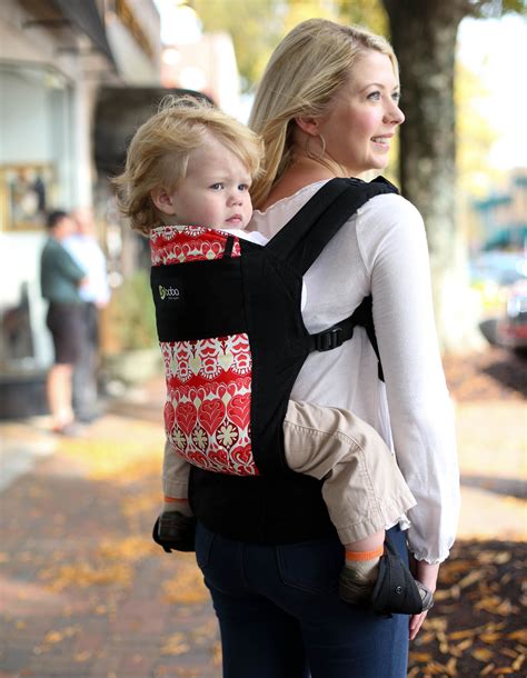The Mothering Mavens Offer Up Their Love For Boba Carrier 4g
