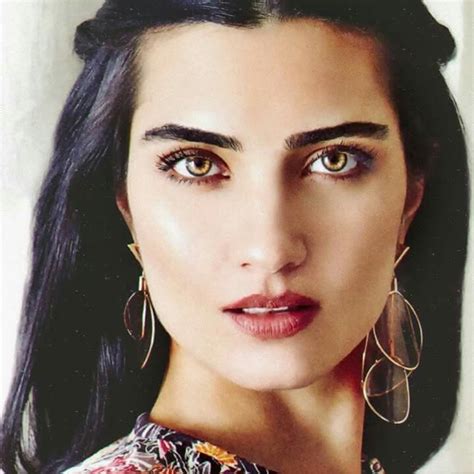 Tuba Buyukustun~turkish Actress Turkish Women Beautiful Turkish Beauty Youtubers Eye Parts