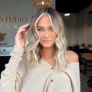 Kenra Professional En Instagram Lived In Highlights On A Curls Blonde Espresso Hair Color