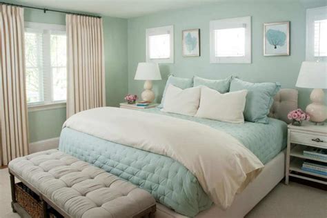 Soothing Master Bedroom Decorating Ideas