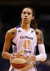 Brittney Griner Says Baylor Coaches Told Her To Stay Quiet About Her 
