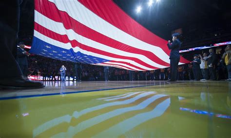 Il torneo di basket dell'olimpiade 1992 nasconde però una storia che si intreccia a filo doppio con la musica. Dream Team 1992: la "non squadra" più forte di tutti i ...