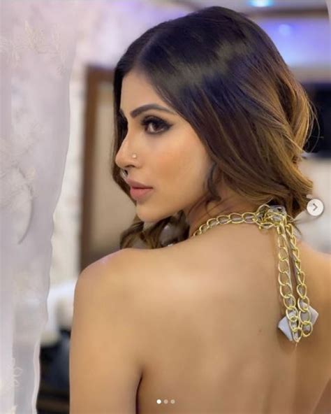 Mouni Roy Sets Internet Ablaze In Backless Sequin Top See Hot Pics Here